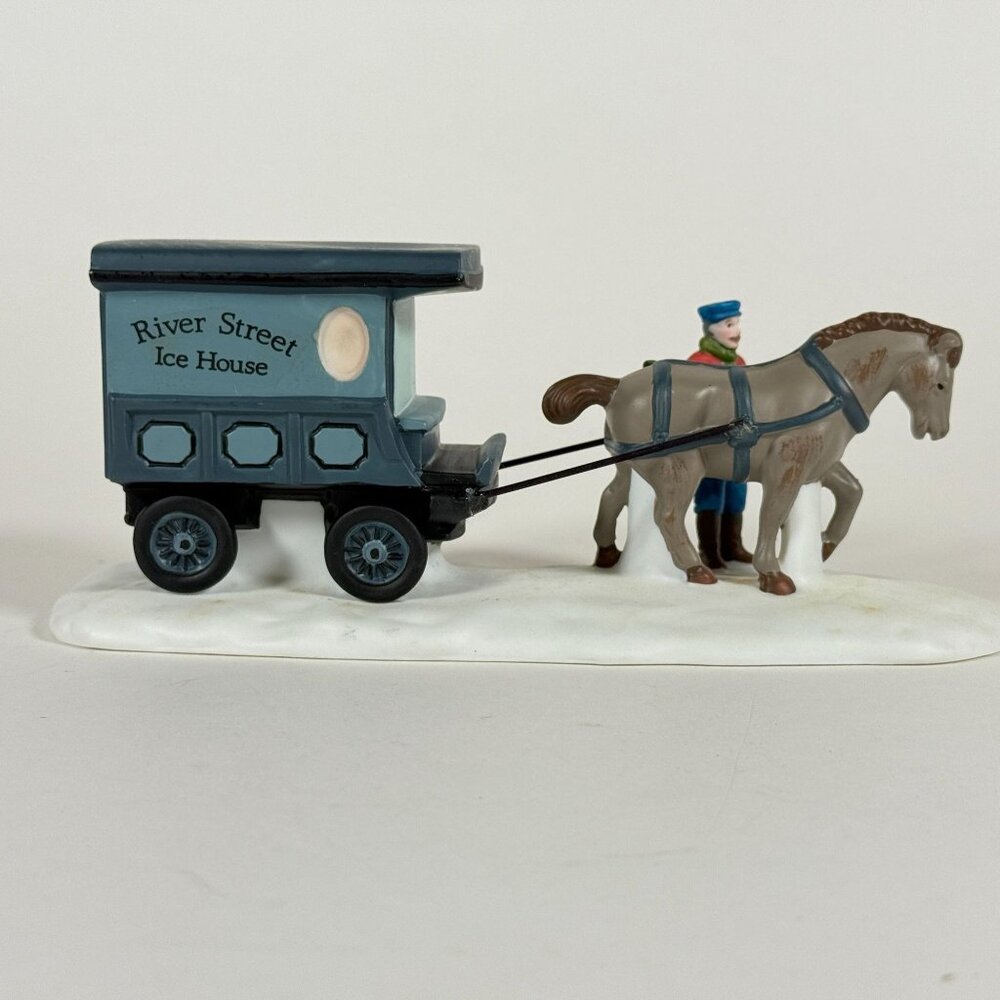 Department  56 River Street Ice House Cart 5959-5 Heritage Village w/Box